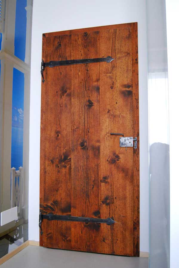 Holztüren - Reparatur, Sanierung oder Neubau von Fenstern und Türen von Hummel + Rikli