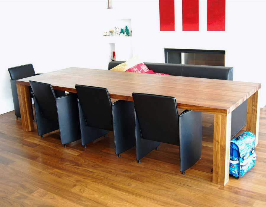 Esstisch Wohnzimmer - Tisch nach Mass vom Schreiner - Jeder Tisch ein Unikat von Hummel + Rikli Wangen an der Aare